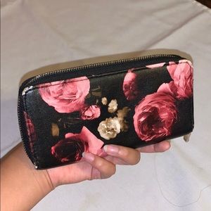 Flower wallet